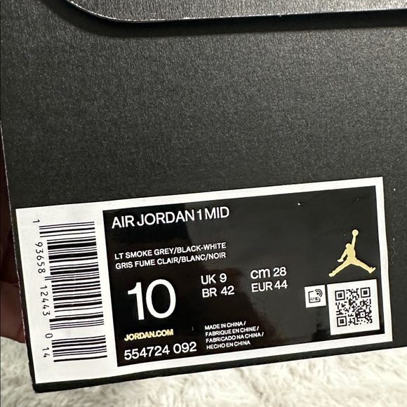 👛 Nike 1 Mid Light Smoke Grey Sneaker - Picture 6 of 7